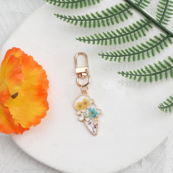 Handmade Pressed Flower Keychain,Creative Ice Cream Keychain for Handbag,Sweet Gift for Sister Friends Daughter - Image 2